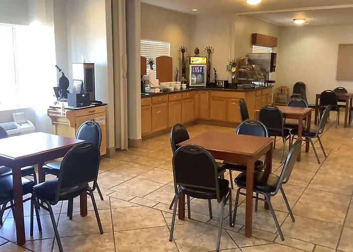Hotel Baymont & By Wyndham Holbrook