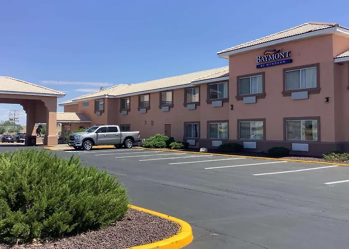 Baymont & By Wyndham Hotel Holbrook