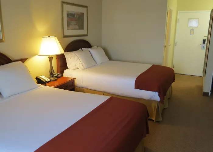 Baymont & By Wyndham Hotel