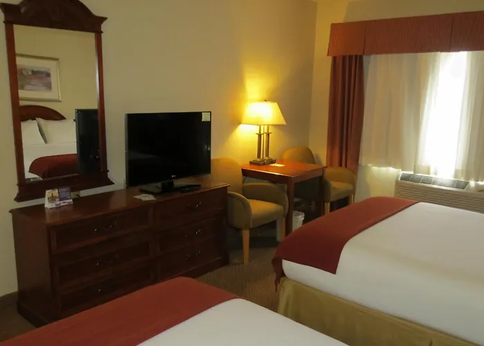Hotel Baymont & By Wyndham 2*