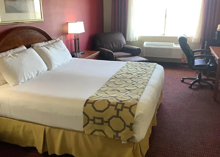 Baymont & By Wyndham Hotel