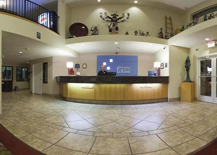Hotel Baymont & By Wyndham 2*
