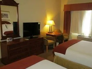 Hotel Baymont & By Wyndham