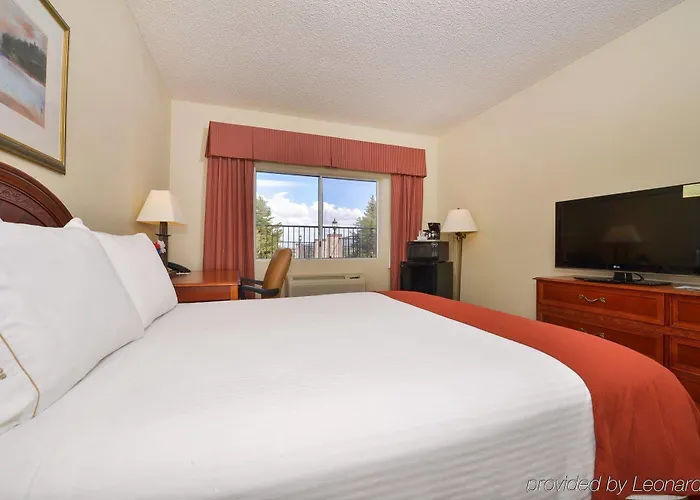 Baymont & By Wyndham Hotel 2*